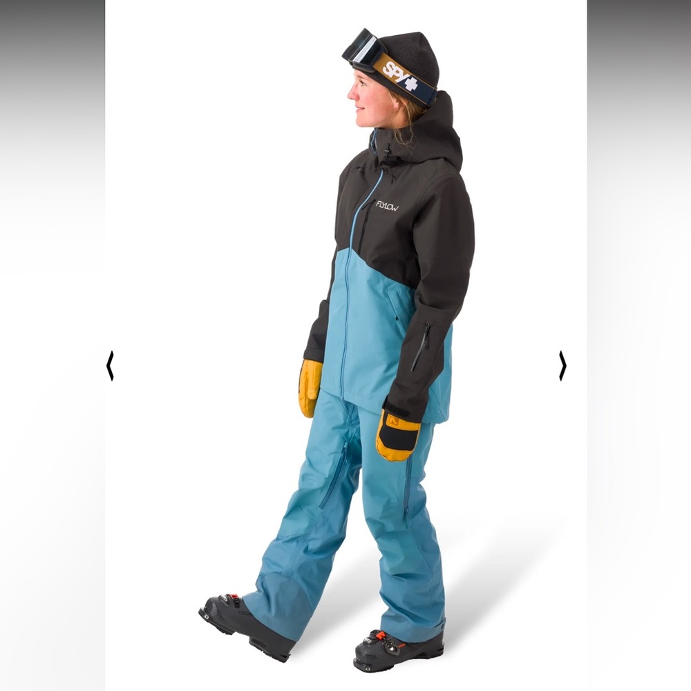 Flylow ski suit - jacket and matching bib pants. Size small